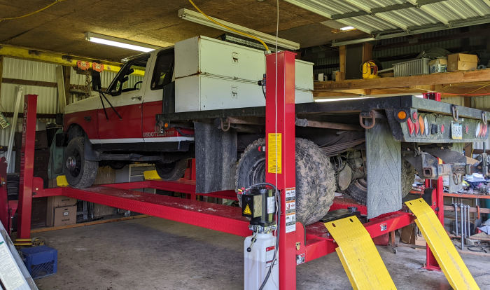 AMGO PRO-12A Four Post Alignment Lift