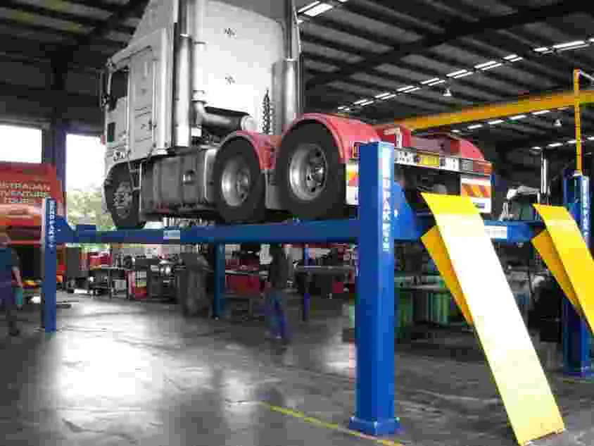 BendPak HDS-27X Four Post Truck Lift 27,000 lbs. Capacity