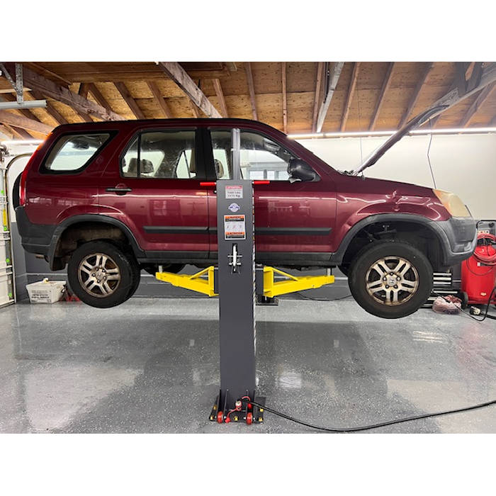 MaxJax M7K Portable Two Post Lift Standard Package
