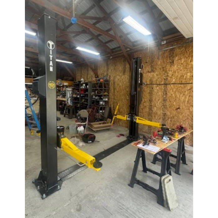 Titan Lifts MASTER Series HD2P-9KMSF Floorplate Two Post Lift