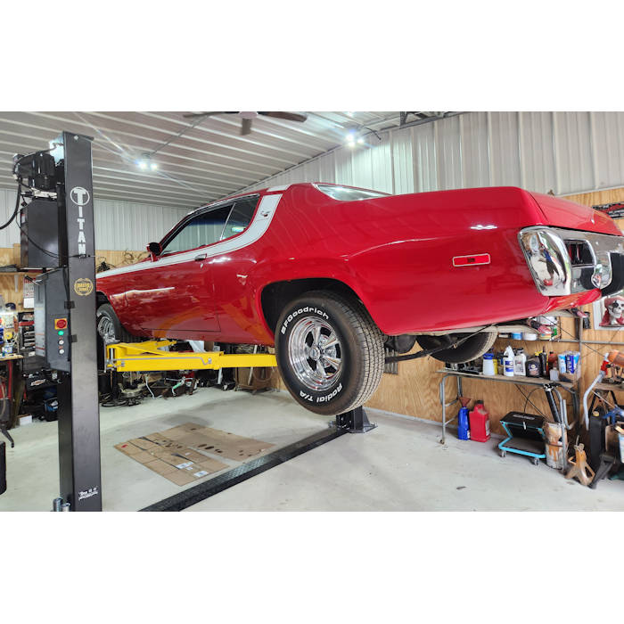 Titan Lifts MASTER Series HD2P-9KMSF Floorplate Two Post Lift