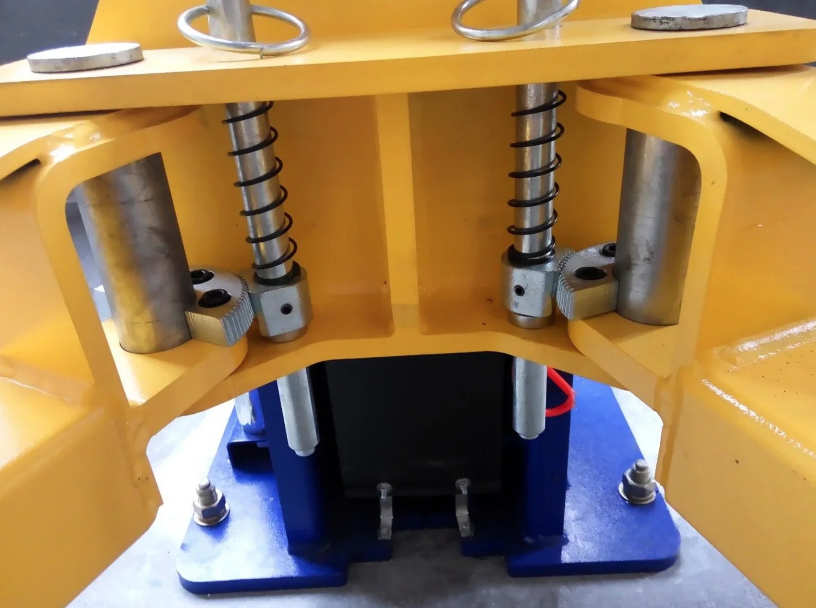APlusLift 10,000LB 2-Post Floor Plate Heavy Duty Car Lift with 3 Year Warranty - HW-10KBP-A
